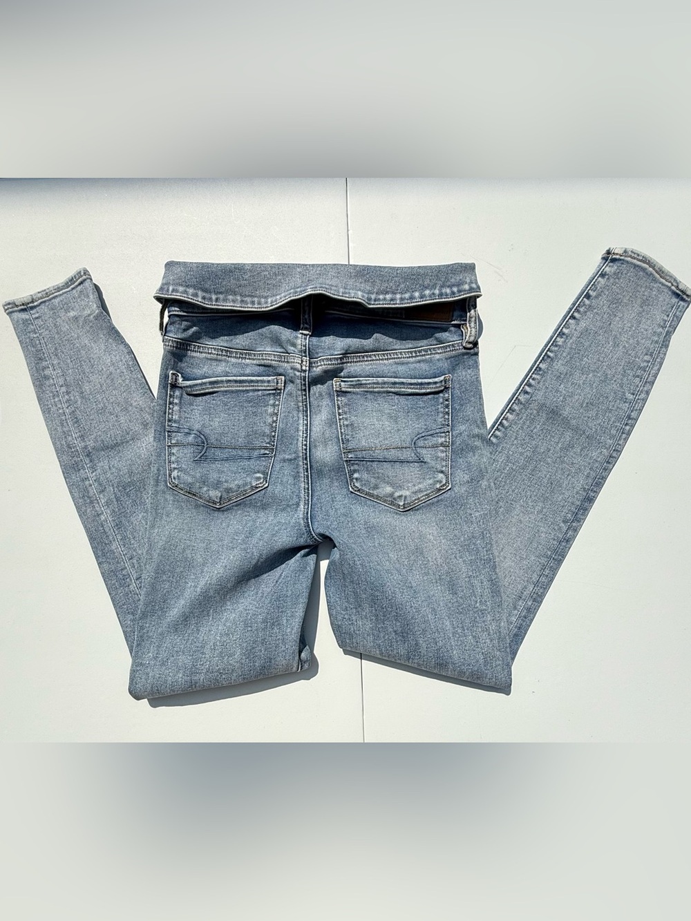 AMERICAN EAGLE Super High Rise Jegging - Picture 4 of 4